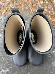 Pendleton Child’s Boots Size 11-12 Lost Trail Mid Boot Black w/Bears New In Box
