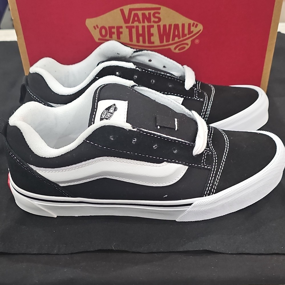 VANS Knu Skool Black/White Canvas Unisex Kids Sneakers US 6 EUR 38 UK 5
