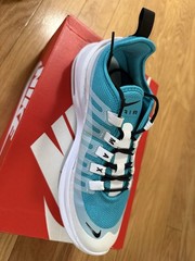 NIKE Air Max Axis Light Aqua teal /Black Accent Size: 6Y (GS)