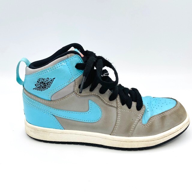 AIR JORDAN 1 Retro High GS ‚Wolf Grey Tide Pool‘ Blue Youth Shoes Size 2 Youth