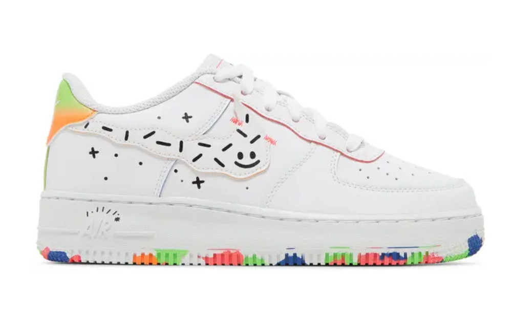Nike Air Force 1 LV8 GS ‚Drawing‘ White Multicolor Boy’s Size 4Y Damaged Box