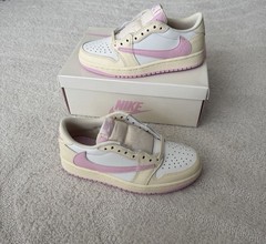 Air Jordan 1 Retro Low OG SP Travis Scott Shy Pink (PS)