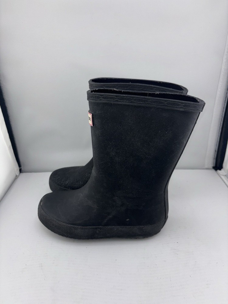 Hunter Kids First Classic Rain Boots in black Size 9 Us