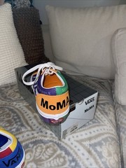 VANS kids 2020 Limited Old Skool Museum Of Modern Art(MOMA) ColorWheel Size 6 Jr