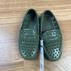 Floafers Prodigy Driver Patent Cypress Green Loafers Shoes Litte Kids Size 8 NEW