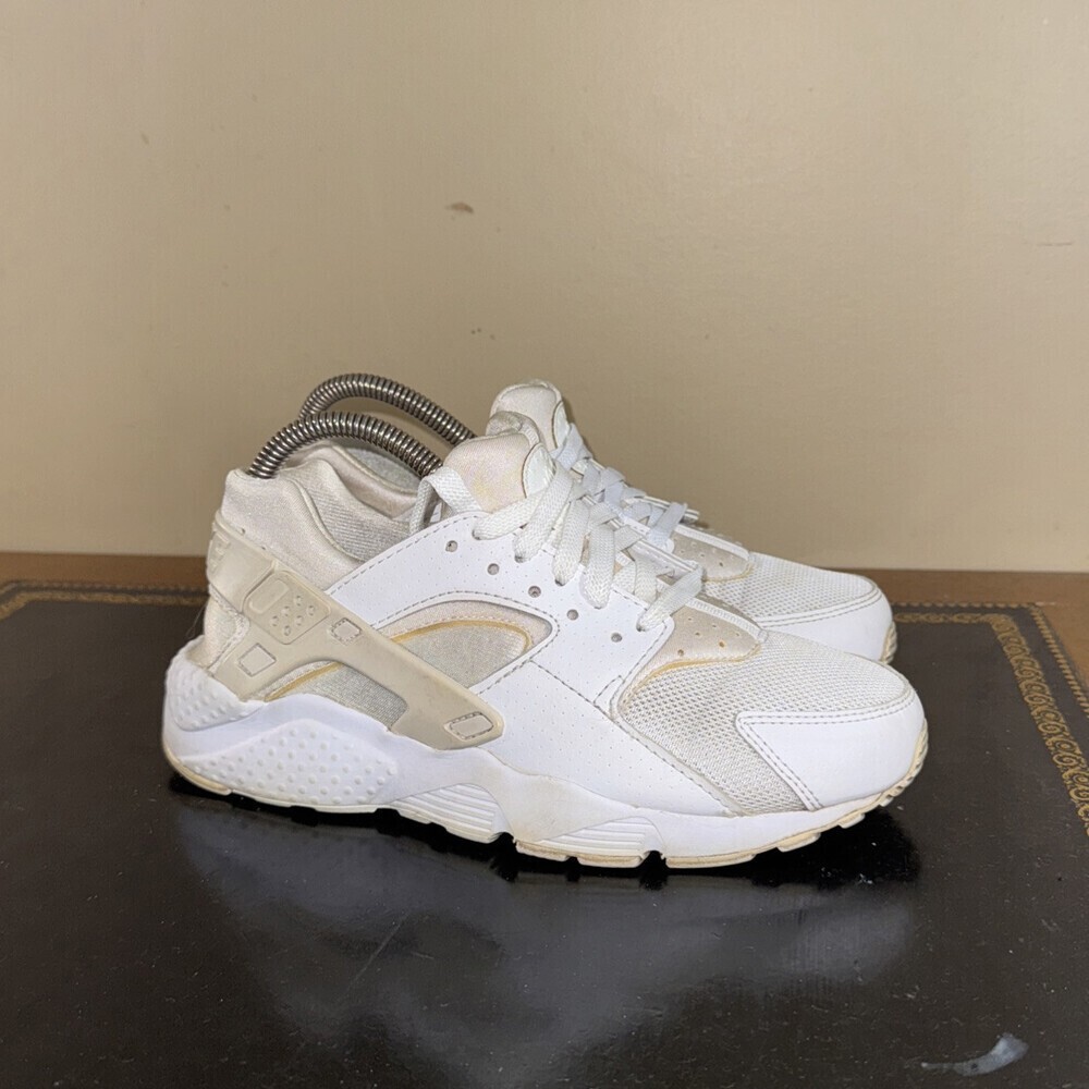 Nike Air Huarache Run White Pure Platinum 664275-110 Gradeschool GS Size 6Y