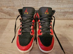 ​Air Jordan 1 Mid GS Black Fire Red White DQ8418-006 Kids Youth 6.5Y Gently Used