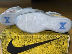 Nike PlayStation x PG 2.5 Wolf Grey Sneakers YOUTH Size 7- NEW Unused