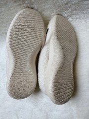 Allbirds Smallbirds White Fluffs Wool Runner Sneakers size Y3 NEW