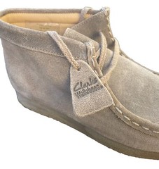 Clarks Kids Chukka Wallabee Boots Shoes Taupe Distress Suede Size 2.5 WIDE New