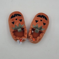 Old Navy – Velour Critter Slippers for Toddler .sz 5-6)• Jack o‘ lantern…