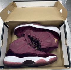 Jordan Air Jordan 11 Retro RL GG Maroon Velvet Kids Sneakers Size 6Y