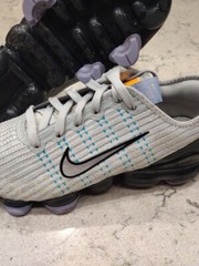 Nike Air Vapor Max Flyknit 3 GS Athletic Shoes BQ5238 007 Size 5.5Y