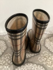 Burberry Unisex Kids Tan Black Check Mid-Calf Pull-On Rain Boots Sz 13 With COA