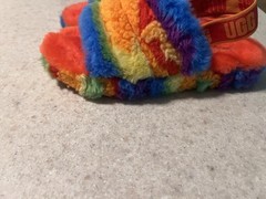 Size 4 – UGG Australia Fluff Yeah Slide Rainbow Stripe 1119840K-RSTR Kids Sandal