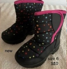 kids boots $10 ea