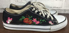 Chuck Taylors Converse All Stars – Black – Embroidered W/ Flowers – Kids Size 7