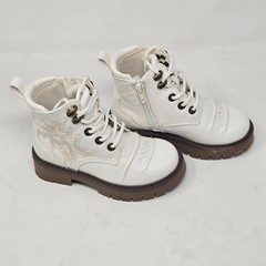 Dream Pairs Children’s White Embroidered Side Zipper Ankle Combat Boots Size 9