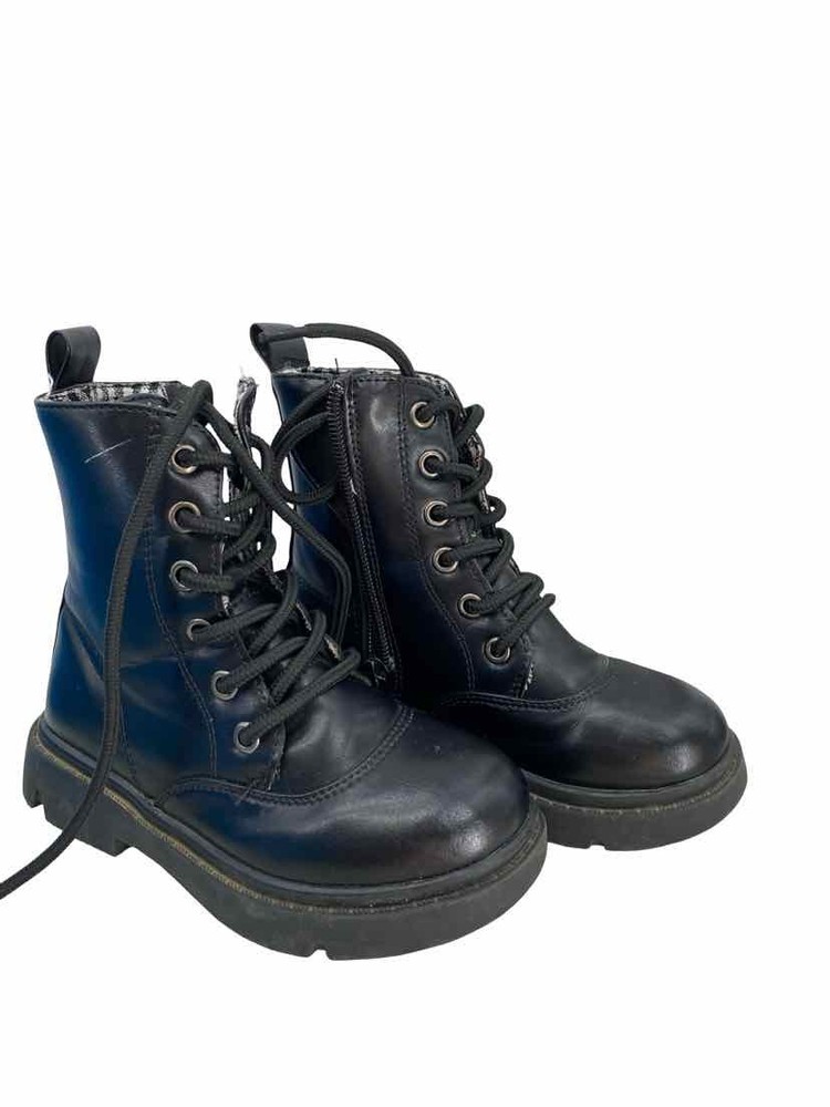 Kids Size 26/8 Boots