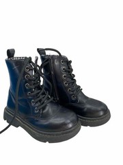 Kids Size 26/8 Boots
