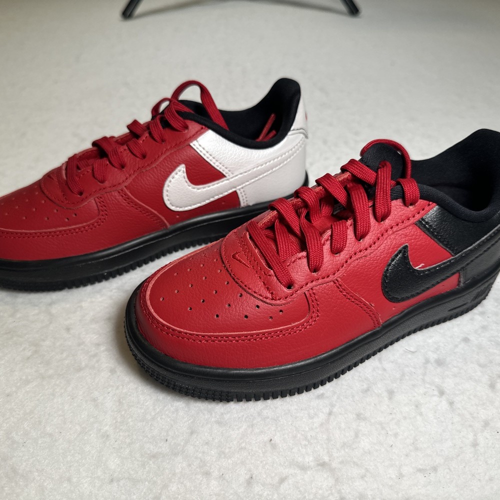 Nike Kids Force 1 Low LV8 5 Lace Size 13c Red White Black
