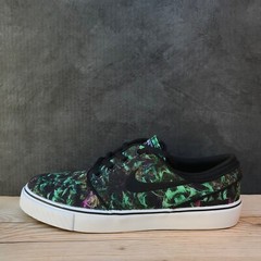 Nike Stephan Janoski Black Floral Kids Size 5.5Y / Women’s Size 7 / EUR 38