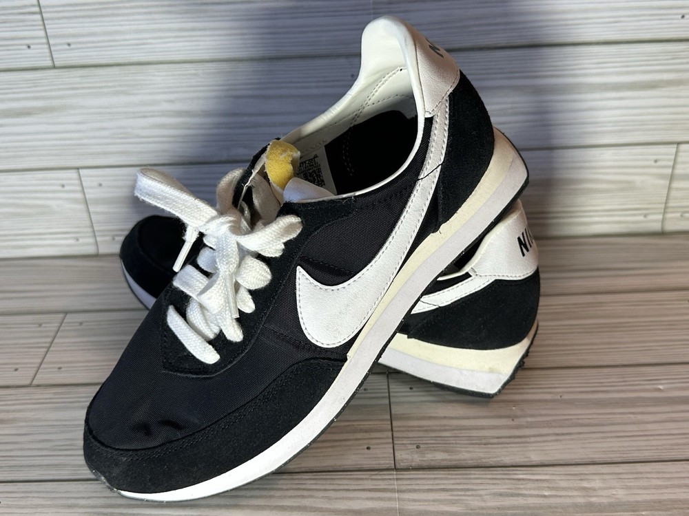 Nike Waffle Trainer 2 Low Black White Big Kids GS Size 5.5