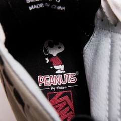 Vans x Peanuts SK8-Hi Sneaker – Joe Cool / Black Canvas – Toddler 13 US