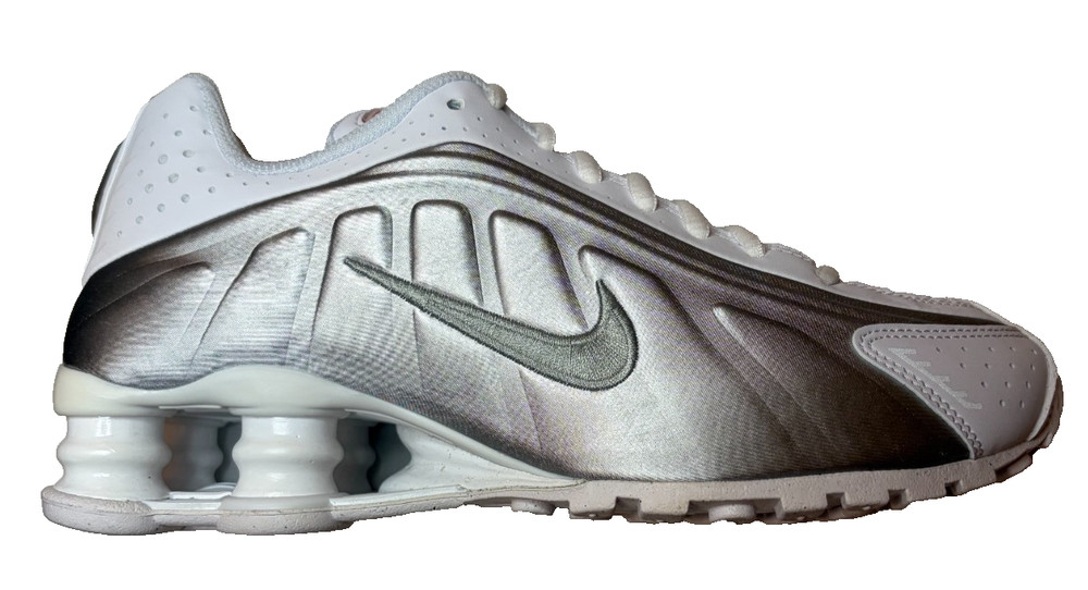 Nike Shox R4 GS White Metallic Silver CW2626-101 Youth Size 5Y New in Box