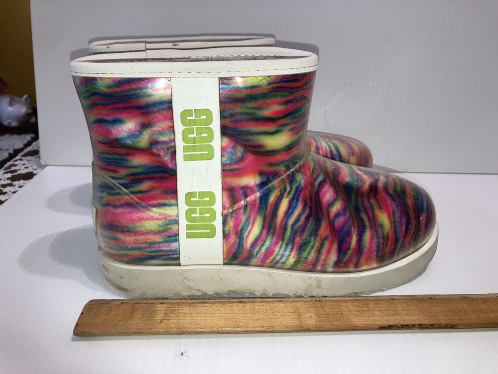 UGG Unisex Kids Classic Clear Mini Rain Boots Waterproof Multicolored Sz TBD