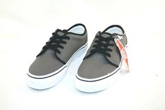 KIDS VANS 106 VULCANIZED PEWTER/BLACK SNEAKER SIZE 4