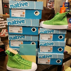 NATIVE Green JEFFERSON 2.0 HIGH LITEKNIT Kids Sneakers Lace Shoes 8T / 24 EUR