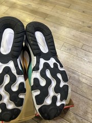 Size 7Y (GS) – Nike Air Max 270 React Low Bauhaus – Multicolor