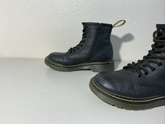 Dr Doc Martens 1460 J Black Leather Combat Boots Zip Kids Youth Size 1 US