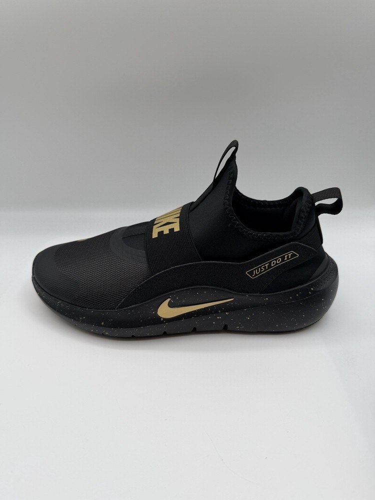 Nike Flex Runner 4 SE (GS) Slip On Sneaker,Youth 6Y,EU 38.5,Black/Gold,DAMG. BOX