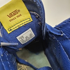 VANS x Spongebob Squarepants Zip High Top Shoes Youth’s Size 2 Skate Blue 721356