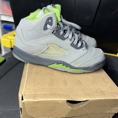 jordan retro 5 green beans Ps Sz 3
