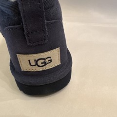UGG Kid’s Ultra Mini Navy Classic Boots 1130750K Kid’s Size 3
