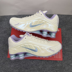 Nike Shox R4 Soft Pearl Purple Celestine Blue IH4050-001 Size 6.5 Youth