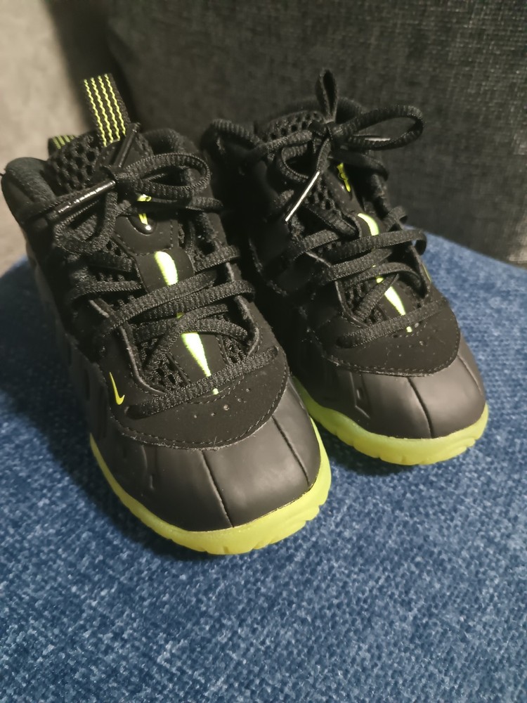 Nike Little Posite Size: 7C