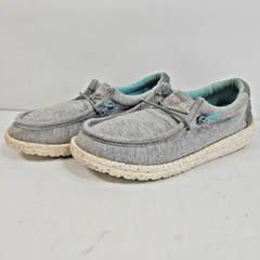 Hey Dude Wally Stretch. Youth Size 3-4. (UK 2, EU 35). Lace Up Loafers. Gray.