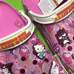 Crocs hello kitty clogs C-12 👧 Limited Edition Fast Shipping.