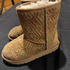 UGG Kids Boot Classic Graphic Stitch Chestnut Brown Colorful Logo size 12