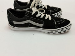 Vans Old Skool Checkerboard Black White Skate Shoes Juniors Size 6 EU 38
