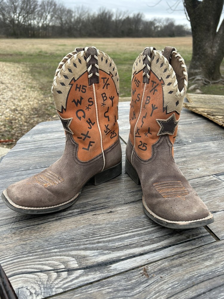 Unique Ariat Youth Boots US 4 Brown Orange Tan, White Stitching, Brand Designs