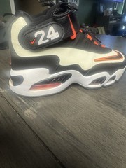 Nike Air Griffey Max 1 „San Francisco Giants“ sneakers, featuring a black/orange