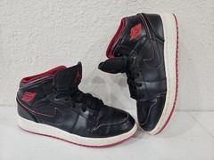 Nike Air Jordan 1 Mid – Black, Gym Red & White – 554725-028 SIZE 6.5Y