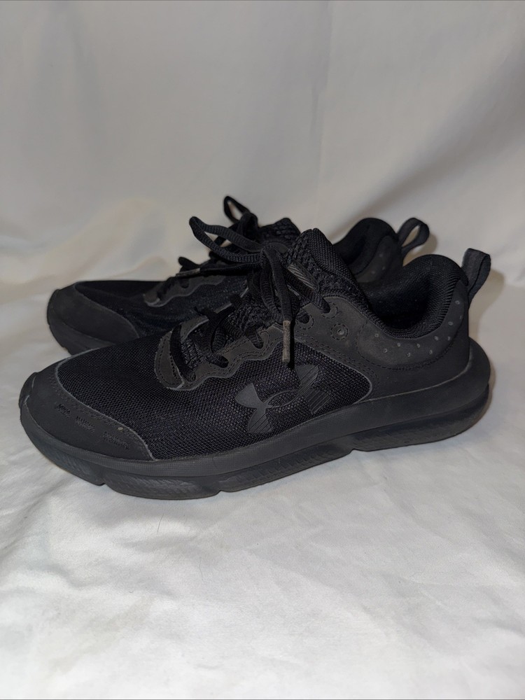 Under Armour Youth Charged Assert 10 Running Shoe 3026175-004 Black Size 5Y