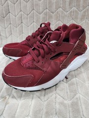 NIKE Running Shoe Maroon Huarache Size 6Y 654275-802
