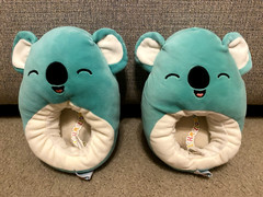 ORIGINAL SQUISHMALLOWS KEVIN THE KOALA SLIPPERS PLUSH SHOES (YOUTH SIZE 2/3)
